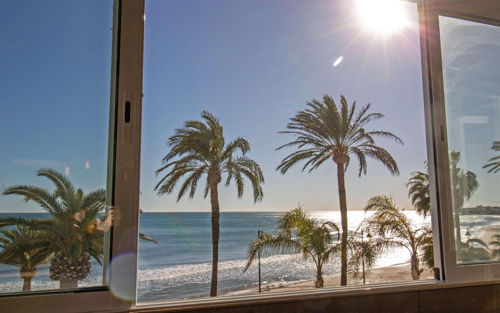 Luxury Beach House - Primera Linea Playa Cargador Albert Villas Alcoceber Bagian luar foto